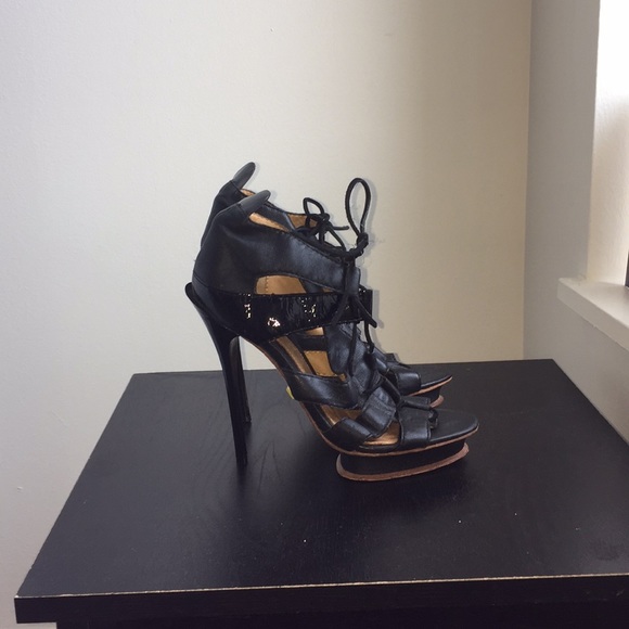 Lamb Heels - Picture 2 of 4